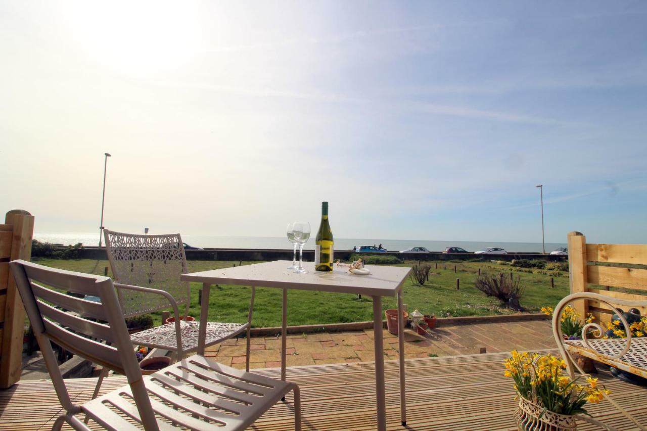 Pebbles Beach House By Air Premier Сіфорд Екстер'єр фото